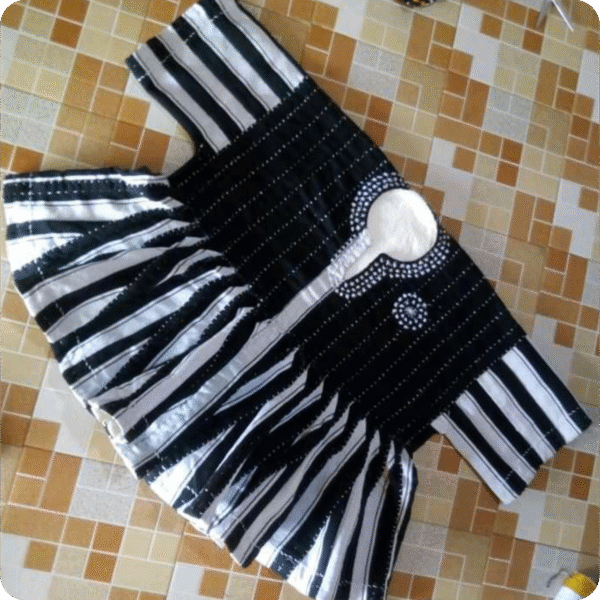 Premium Black And White Smock - Image 2