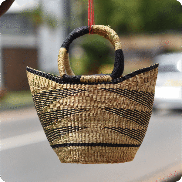 Dwakrom Bolga V-Shape Basket main